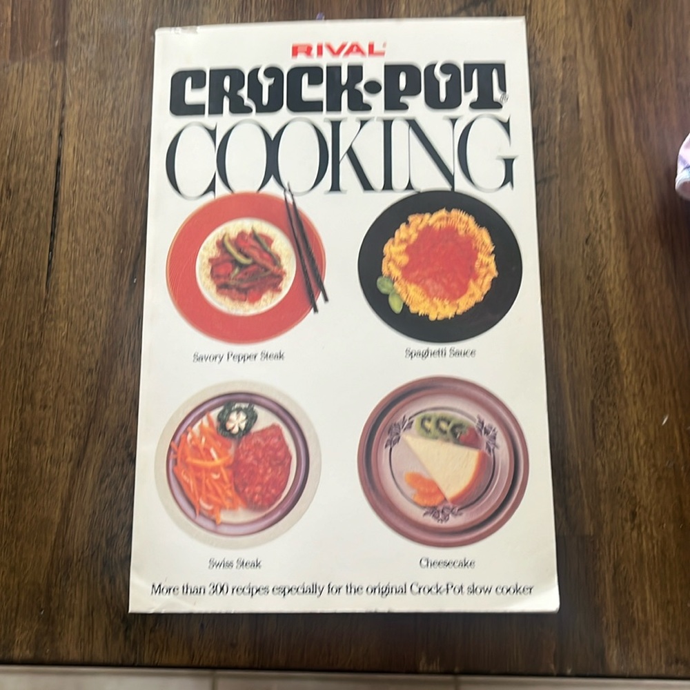 Vintage Rival Crockpot Cooking